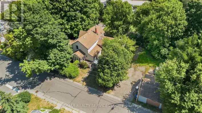 2 PARSONS AVENUE, Caledon