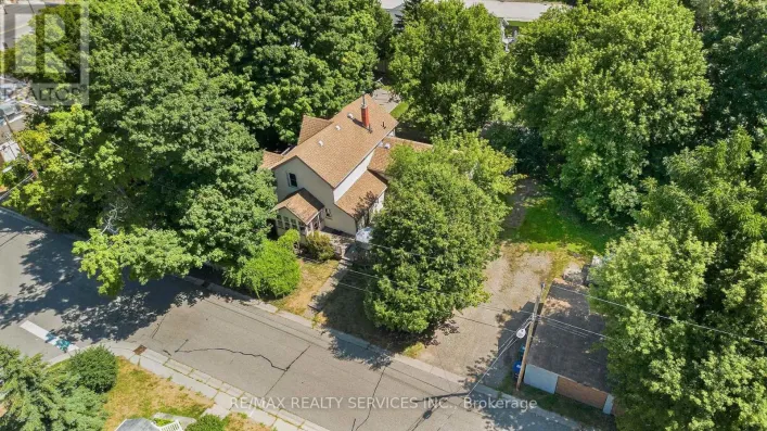 2 PARSONS AVENUE, Caledon