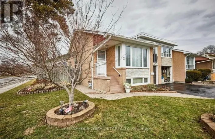 2 PINEMORE CRESCENT, Toronto