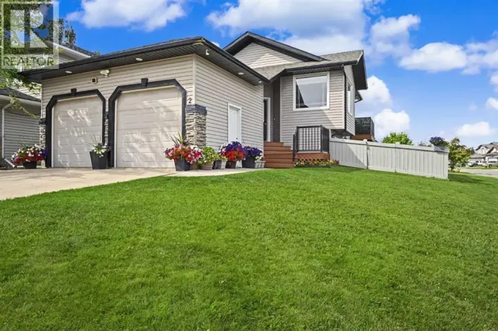 2 Pinnacle Lake Drive, Grande Prairie