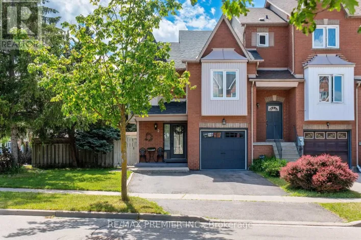 2 PRESTWICK AVENUE, Vaughan