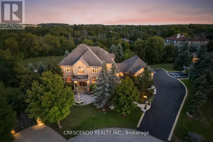 2 PRINCE ADAM COURT, King