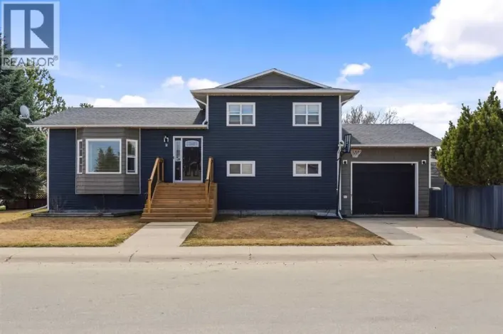 2 Pritchard Drive, Whitecourt