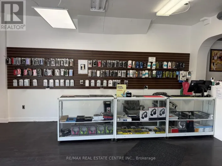 2 QUEEN STREET S, Caledon