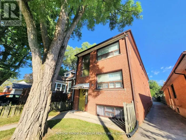 2 (REAR MAIN) - 122 NEWCASTLE STREET, Toronto