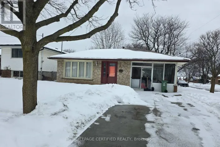 2 RIDEAU CRESCENT, Hamilton