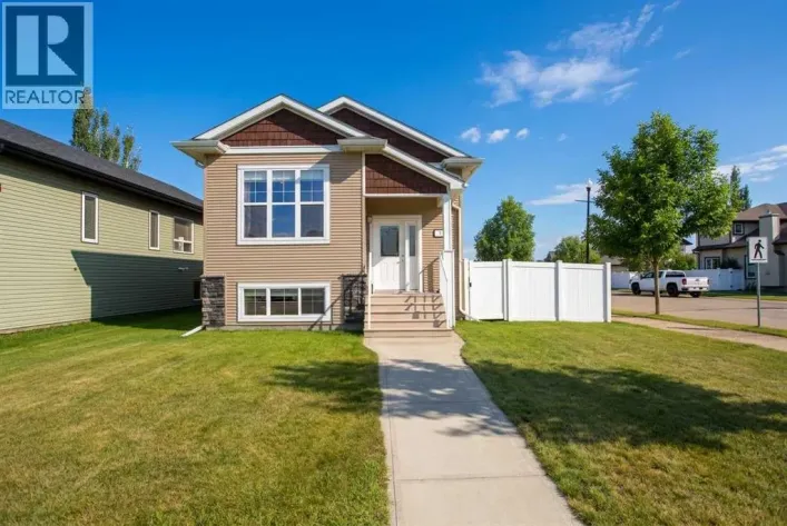 2 Rogers Road, Sylvan Lake