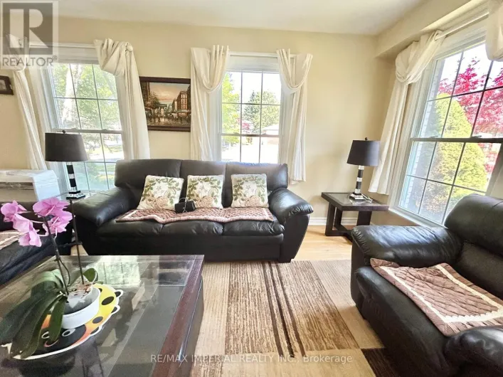 2 ROOMS ON 2ND FL - 16 GLOXINIA CRESCENT, Toronto