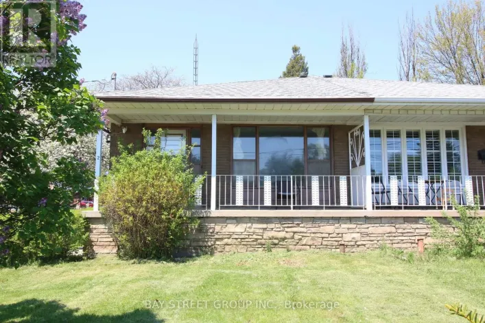2 SLIDELL CRESCENT, Toronto