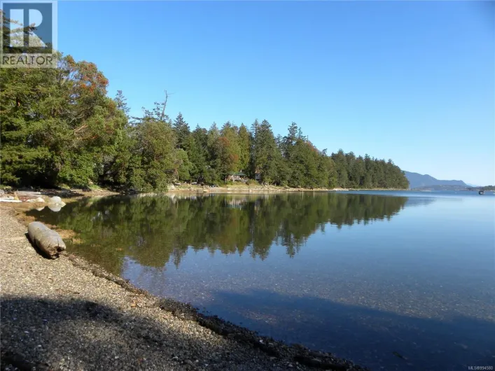 2 Spring Bay Rd, Lasqueti Island