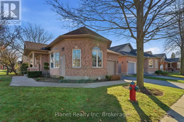 2 SPRUCEHAVEN COURT, Guelph