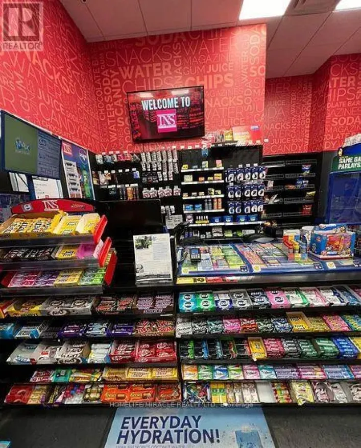 2 ST CLAIR AVENUE E, Toronto