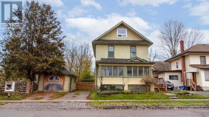 2 ST. PATRICK STREET, Kawartha Lakes