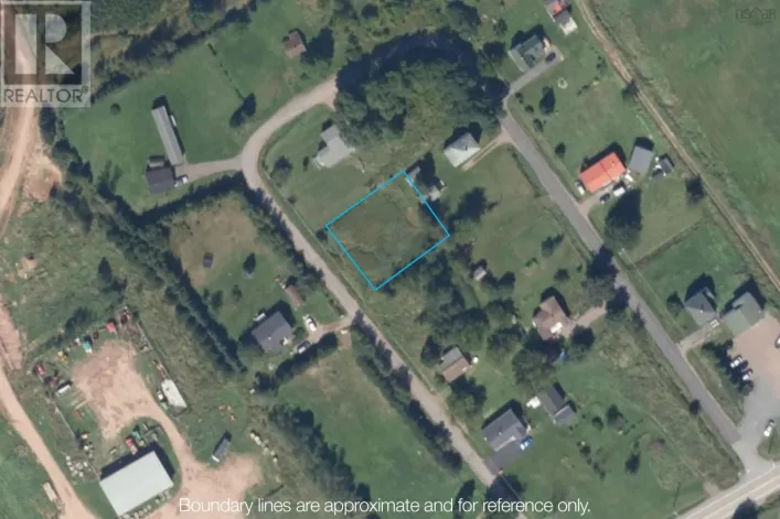 2 Standish Street, West Amherst