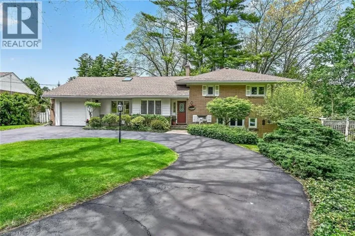 2 SUMMIT Circle, Simcoe