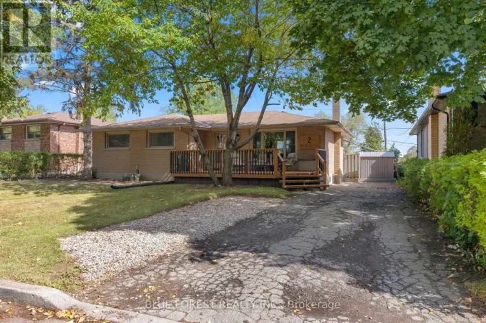 2 THE BIRCHES PLACE, London South