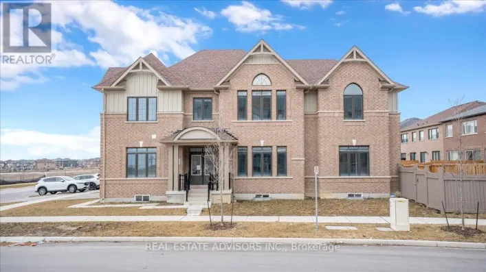 2 TWEEDHILL AVENUE, Caledon