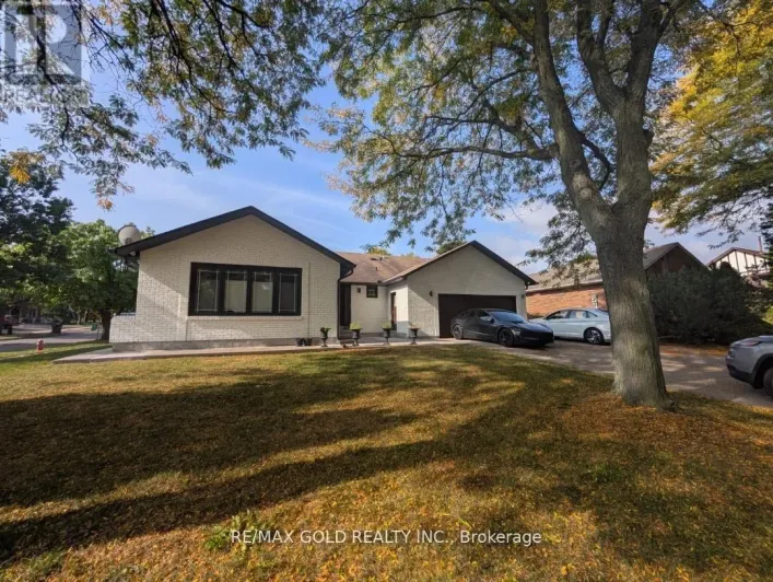2 TWEEDSMUIR COURT, Brampton