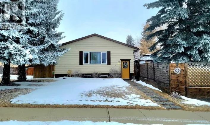 2 Westheights Drive, Didsbury