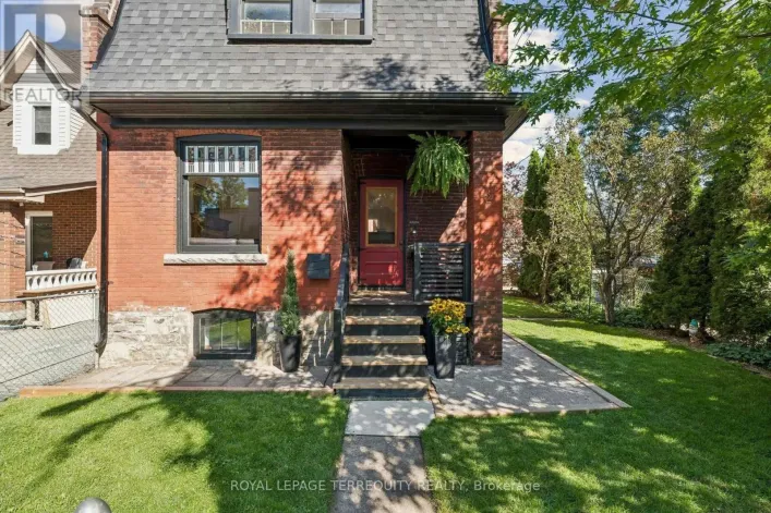 2 WRIGHT AVENUE, Toronto