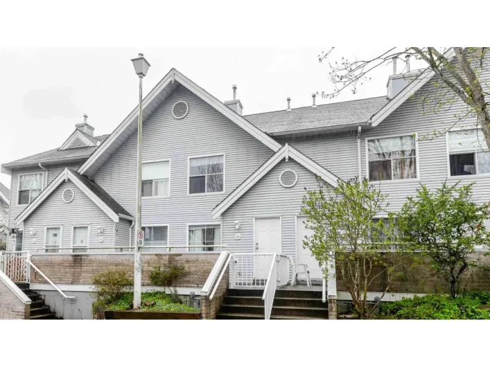 20 13713 72A AVENUE, Surrey