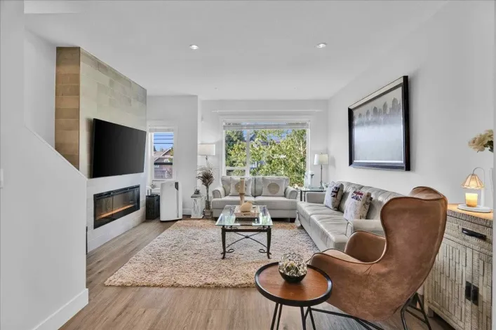 20 16337 23A AVENUE, Surrey