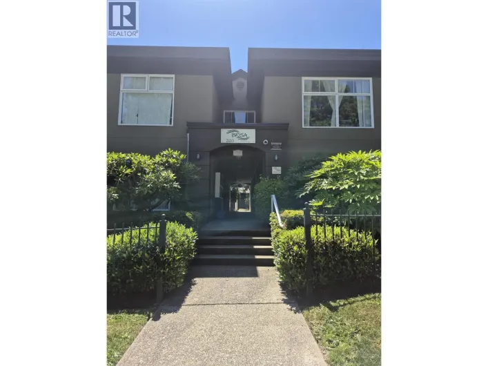 20 2120 CENTRAL AVENUE, Port Coquitlam