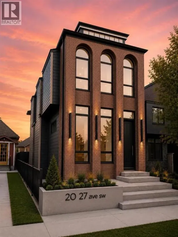 House for sale: 20 27 Avenue SW, Calgary