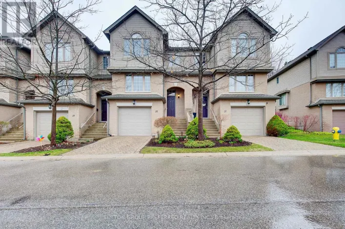 Row / Townhouse for sale: 20 - 270 NORTH CENTRE ROAD, London North