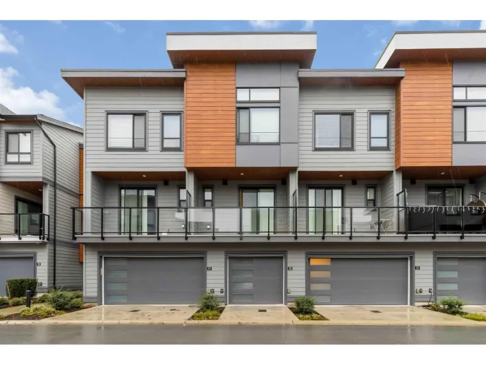 20 30530 CARDINAL AVENUE, Abbotsford