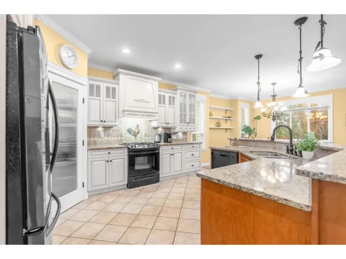 20 33925 ARAKI COURT, Mission