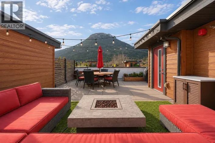 20 39769 GOVERNMENT ROAD, Squamish