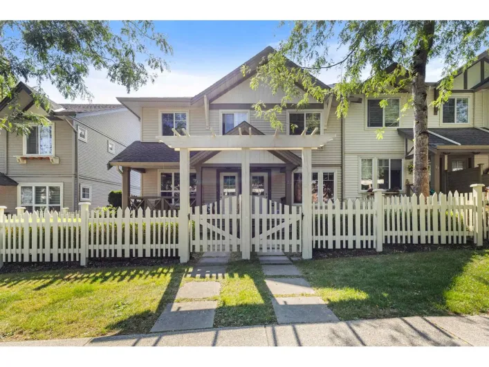 20 4401 BLAUSON BOULEVARD, Abbotsford