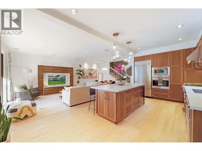 20 555 RAVEN WOODS DRIVE, North Vancouver