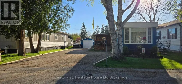 20 - 806201 OXFORD ROAD 29 ROAD, Blandford-Blenheim