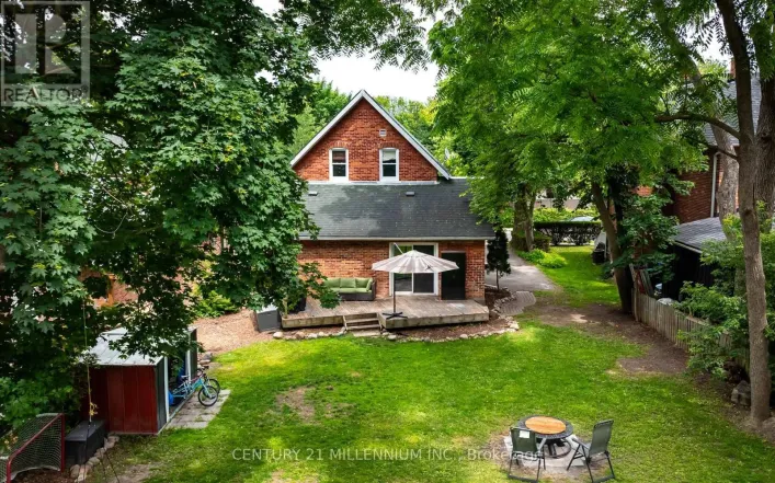 20 ALEXANDER STREET, New Tecumseth