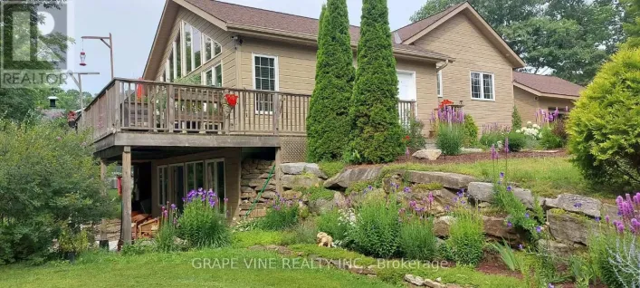 20 BAY STREET, Rideau Lakes