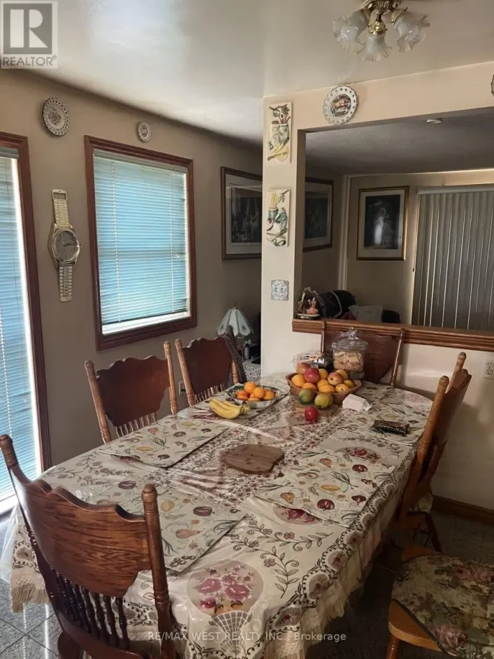 20 BILLINGSGATE CRESCENT, Ajax
