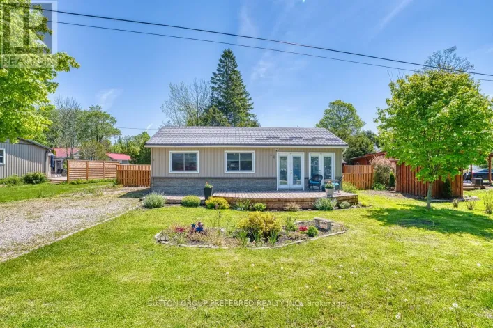 20 BLUEWATER DRIVE, Central Huron
