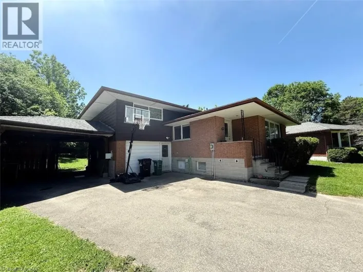 20 CARDILL Crescent, Waterloo