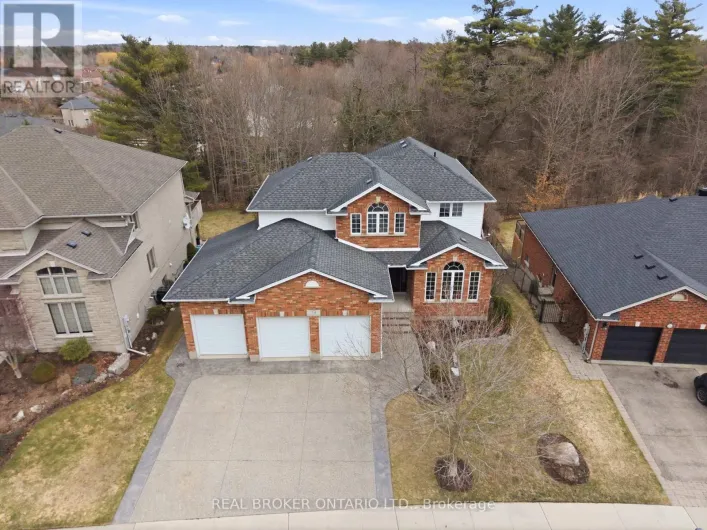 20 COTTONWOOD CRESCENT, Cambridge