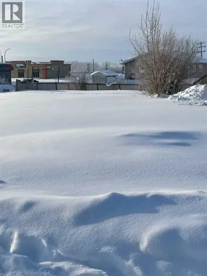 20 Deerglen Trailer Park, High Level