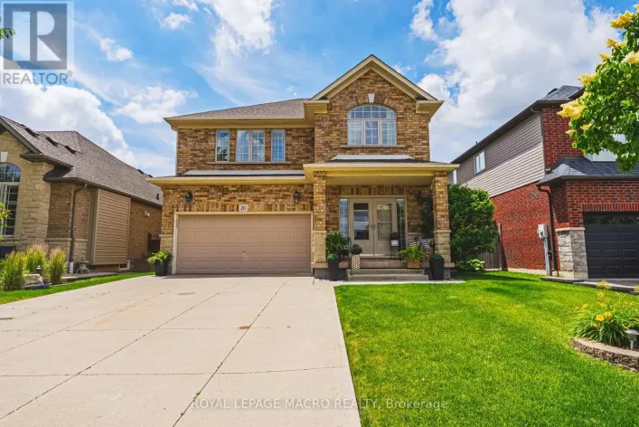 20 DEGROW CRESCENT, Hamilton