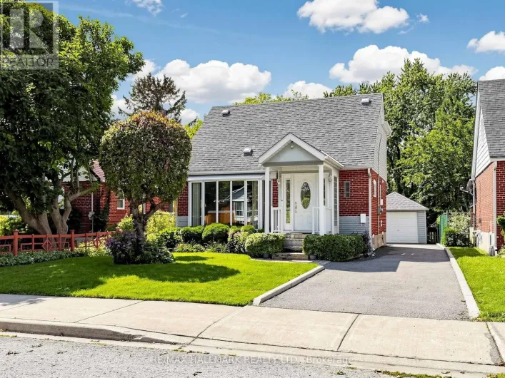 20 ELFREDA BOULEVARD, Toronto