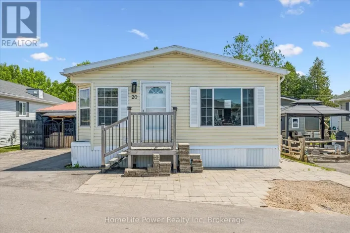 20 ELM STREET, Puslinch