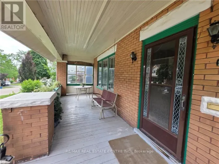 20 FAIRVIEW AVENUE, Kitchener