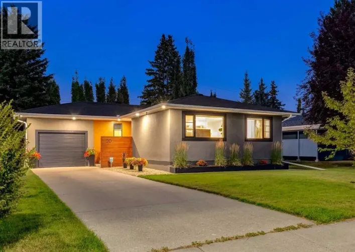 20 Gainsborough Drive SW, Calgary