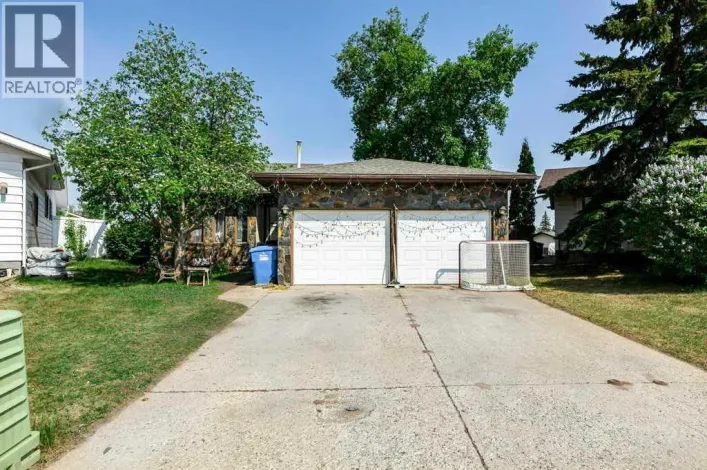 20 Goard Close, Red Deer