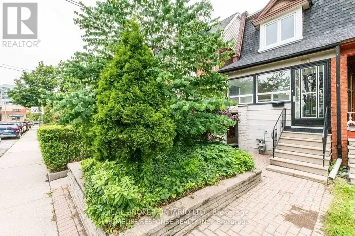 House for sale: 20 GOLDEN AVENUE W, Toronto