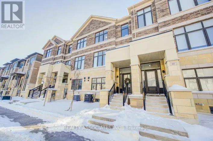 20 KAHSHE LANE, Richmond Hill